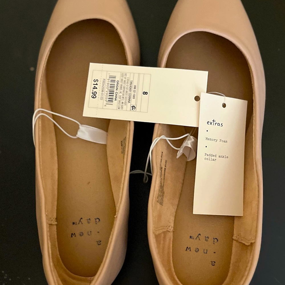 NWT A New Day brand beige flats, size 8